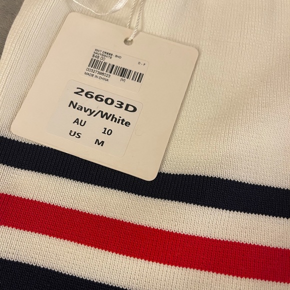 Bodycon Off Shoulder Mini Dress size medium - Picture 3 of 3